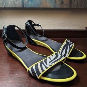CL by CHINESE LAUNDRY Animal Zebra Print Sandals